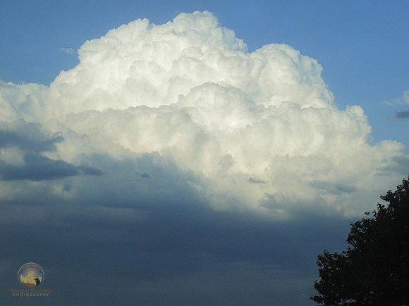 Cumulousnimbus sky copyright ronaldzinconephotography