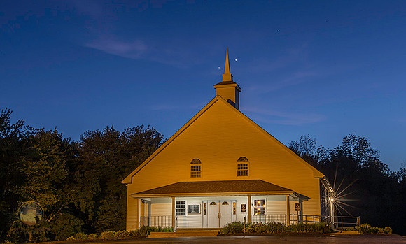 Venus and Jupiter conjunction over Dighton church 2026 copyright ronaldzinconephotography
