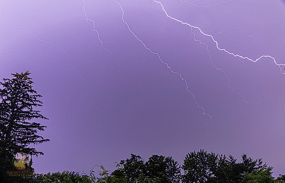 Crawler lightning in North Kingstown no1 copyright ronaldzinconephotography