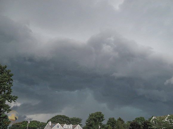 Shelf cloud over NKTB copyright ronaldzinconephotography