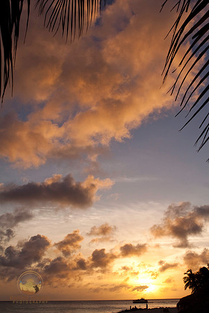 Aruba sunset copyright ronaldzinconephotography