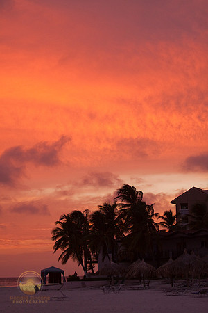 Aruba sunset copyright ronaldzinconephotography