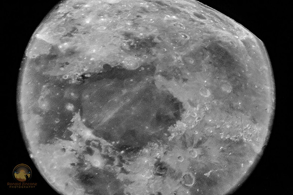 Moon MAK90 TV5xPM copyright ronaldzinconephotography