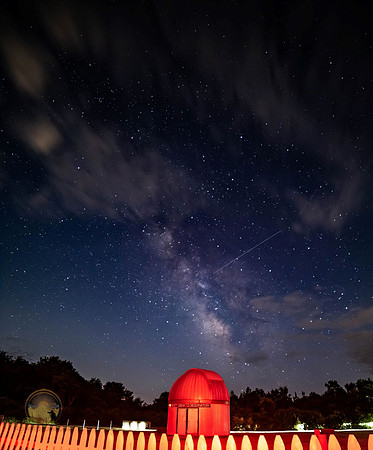 summer Milky Way with satellites over frosty drew copyright ronaldzinconephotography
