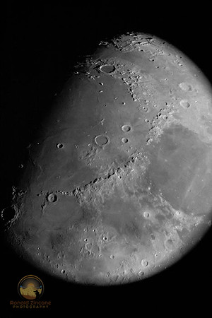 Moon SW180 2.5X PM  Copyright ronaldzinconephotography