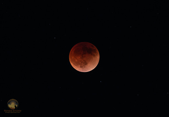 Total Lunar Eclipse 5/15/22  copyright ronaldzinconephotography