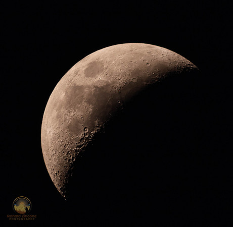 30% Waxing crescent moon copyright ronaldzinconephotography