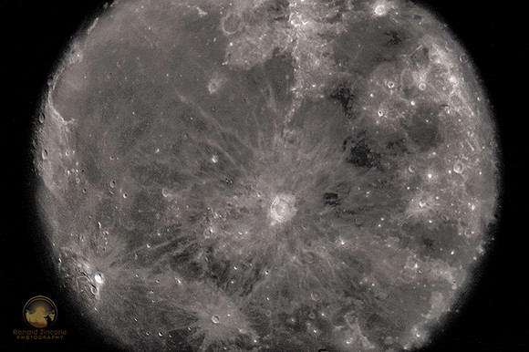 Copernicus and Schroter's Valley @ 6000mm at f40  copyright ronaldzinconephotography