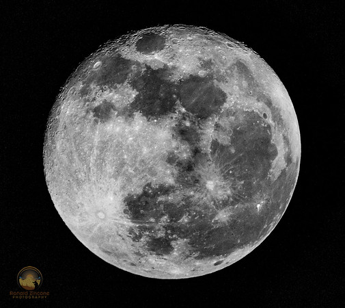 Hunter's Moon of 2021 copyright ronaldzinconephotography