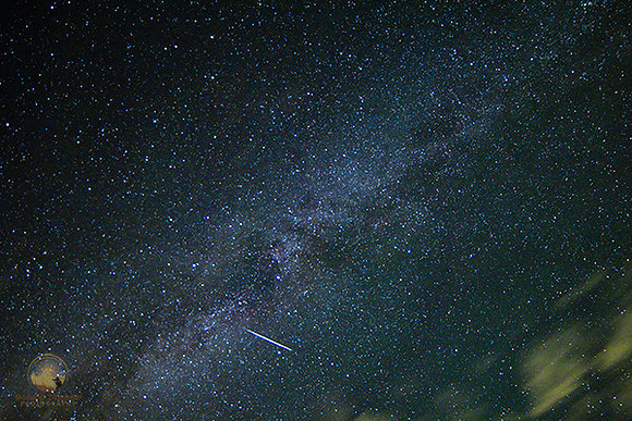 Delta Capricorn meteor over frosty drew copyright ronaldzinconephotography