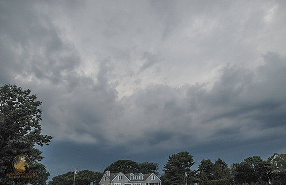 Shelf cloud over NKTB copyright ronaldzinconephotography