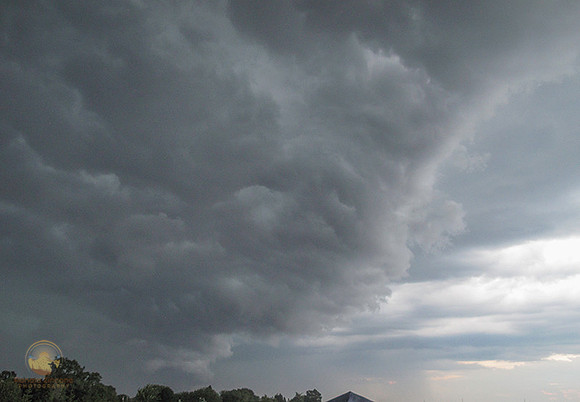 Shelf cloud over NKTB copyright ronaldzinconephotography