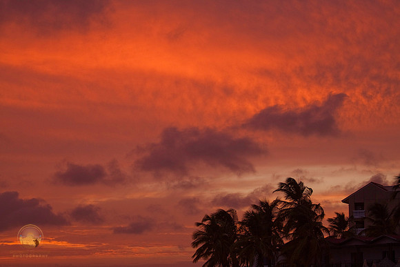 Aruba sunset copyright ronaldzinconephotography