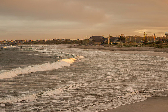 Scarborough Beach  copyright ronaldzinconephotography