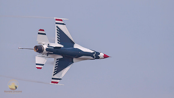 F-16 Thunderbird  copyright ronaldzinconephotography