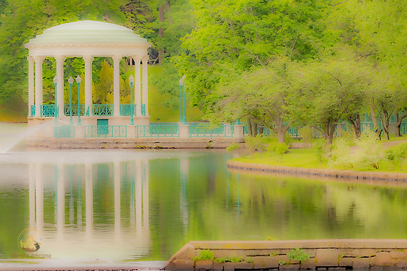 Temple reflection RWP  copyright ronaldzinconephotography