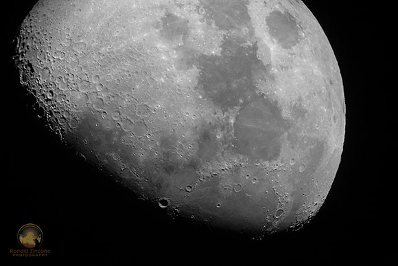Gibbous moon @ prime focus  Copyright ronaldzinconephotography