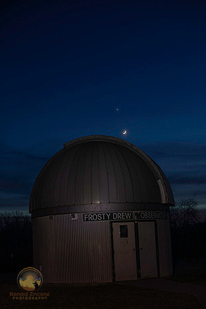 Crescent with Venus Conjunction at frosty drew  Copyright ronaldzinconephotography