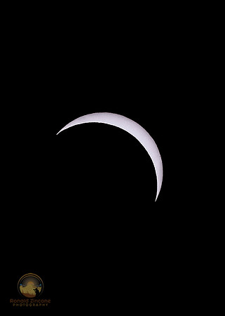 Partial eclipse no9, 4/8/24 Plano TX  copyright ronaldzinconephotography
