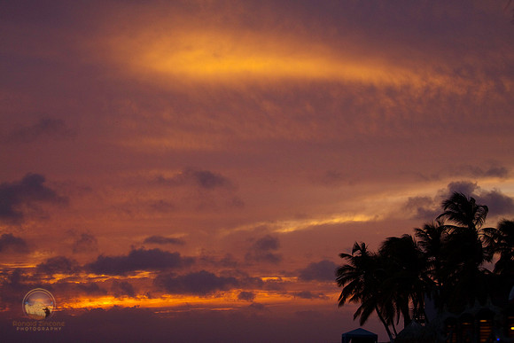 Aruba sunset copyright ronaldzinconephotography