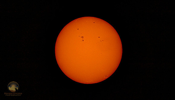 Sunspot Group AR3998 copyright ronaldzinconephotography