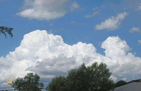 Cumulusnimbus over North Kingstown copyright ronaldzinconephotography