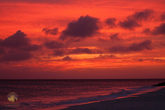 Aruba sunset copyright ronaldzinconephotography
