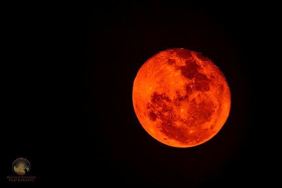 98% Gibbous moon copyright ronaldzinconephotography